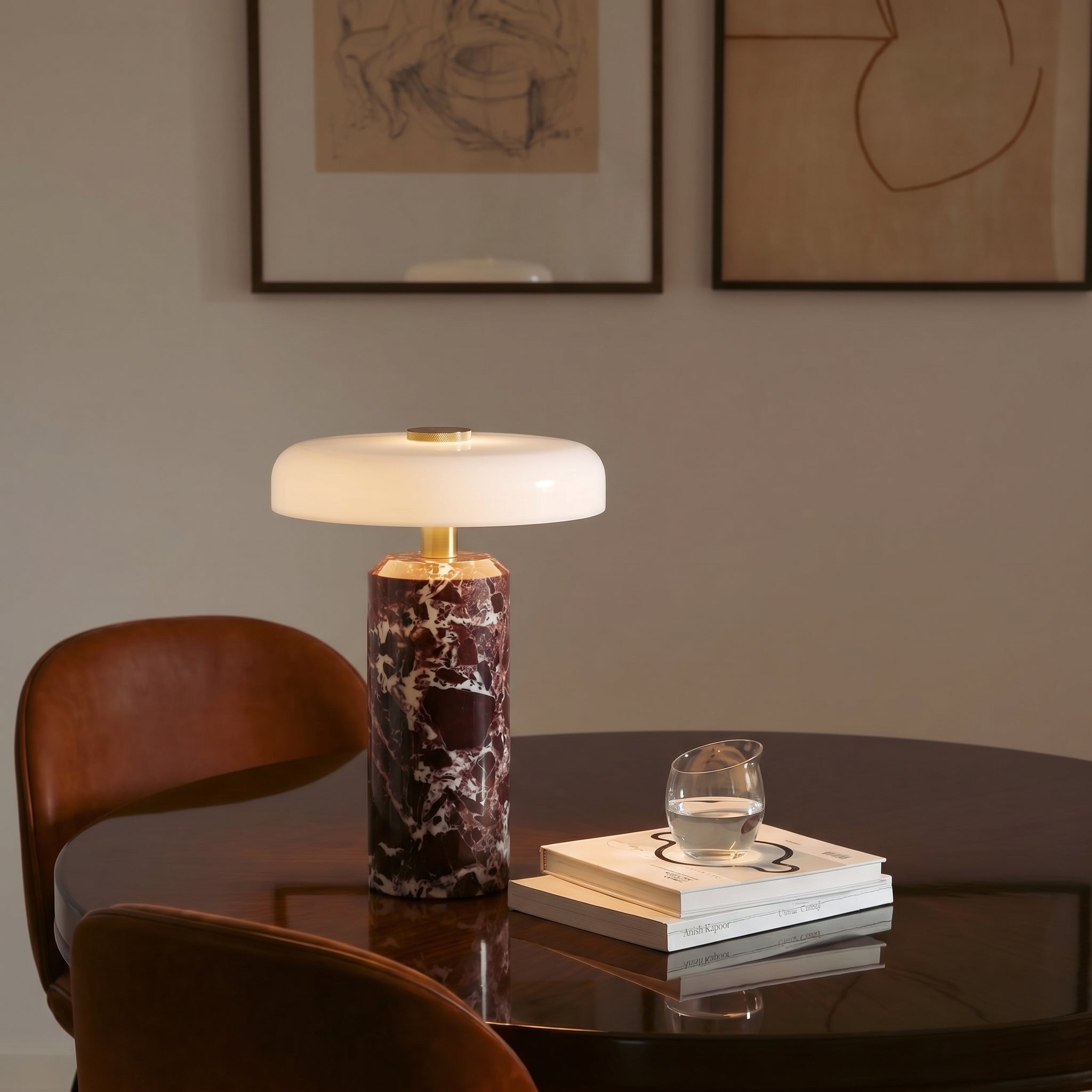 Lampe de table en marbre et verre