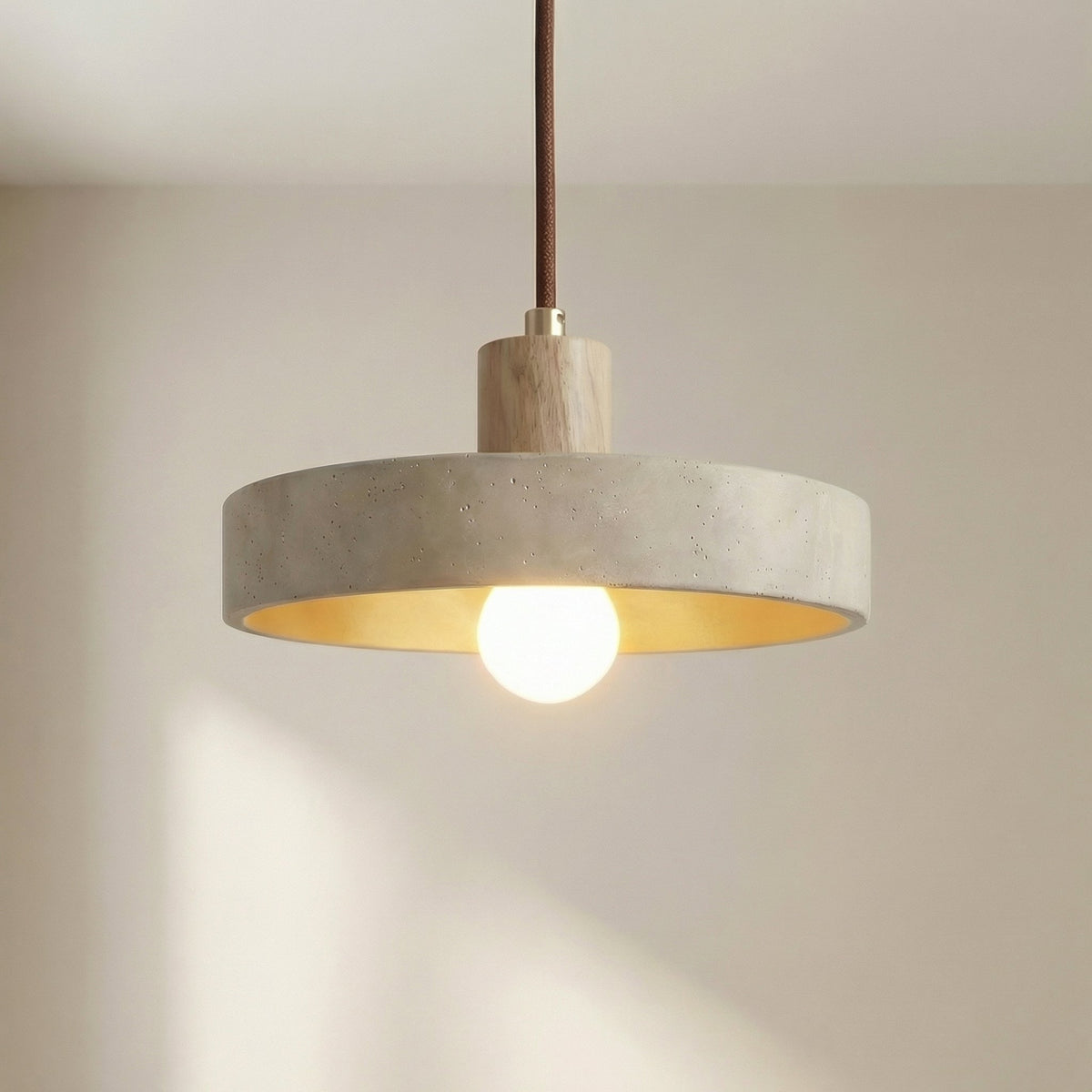 Suspension Bauhaus en travertin