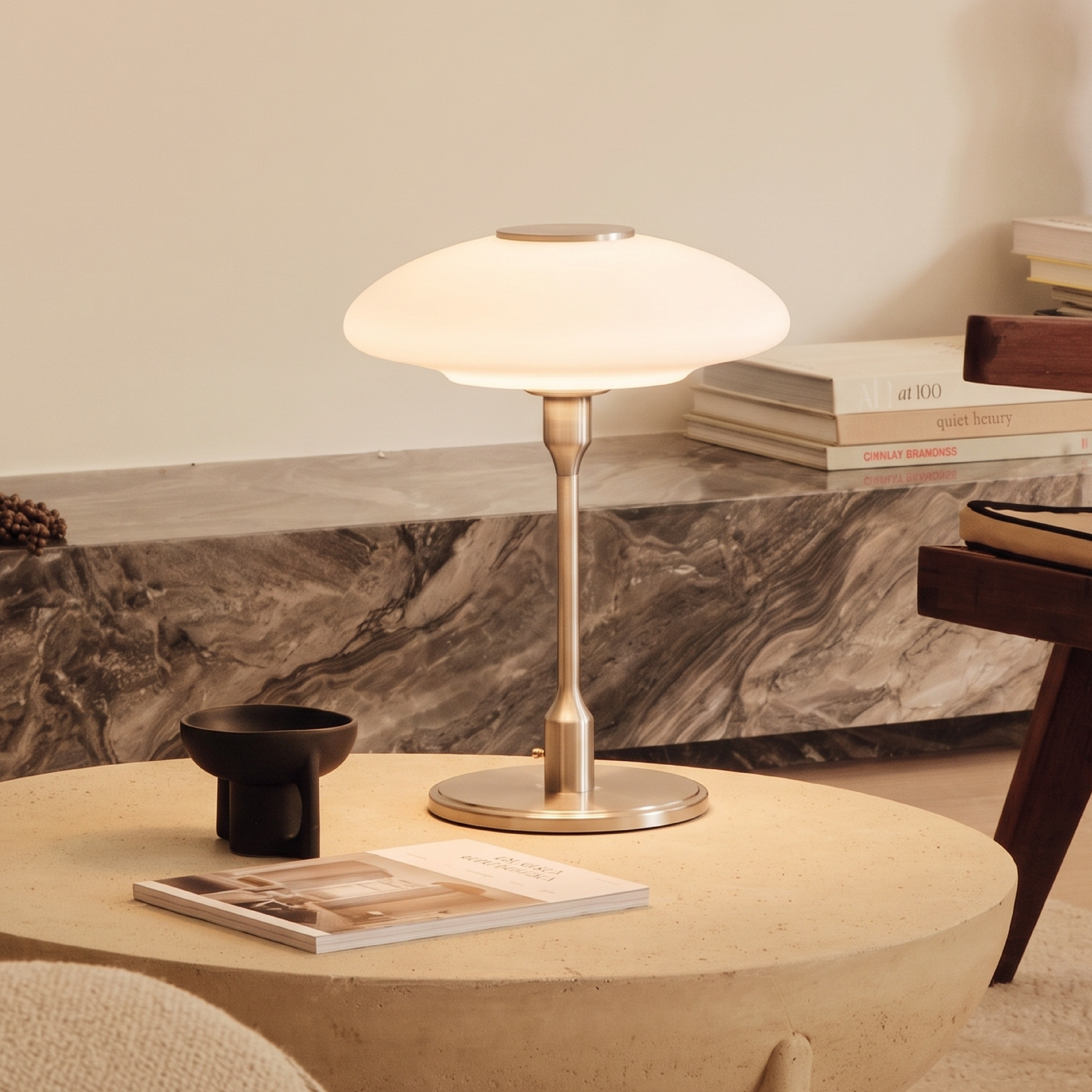 Lampe de table design suédoise