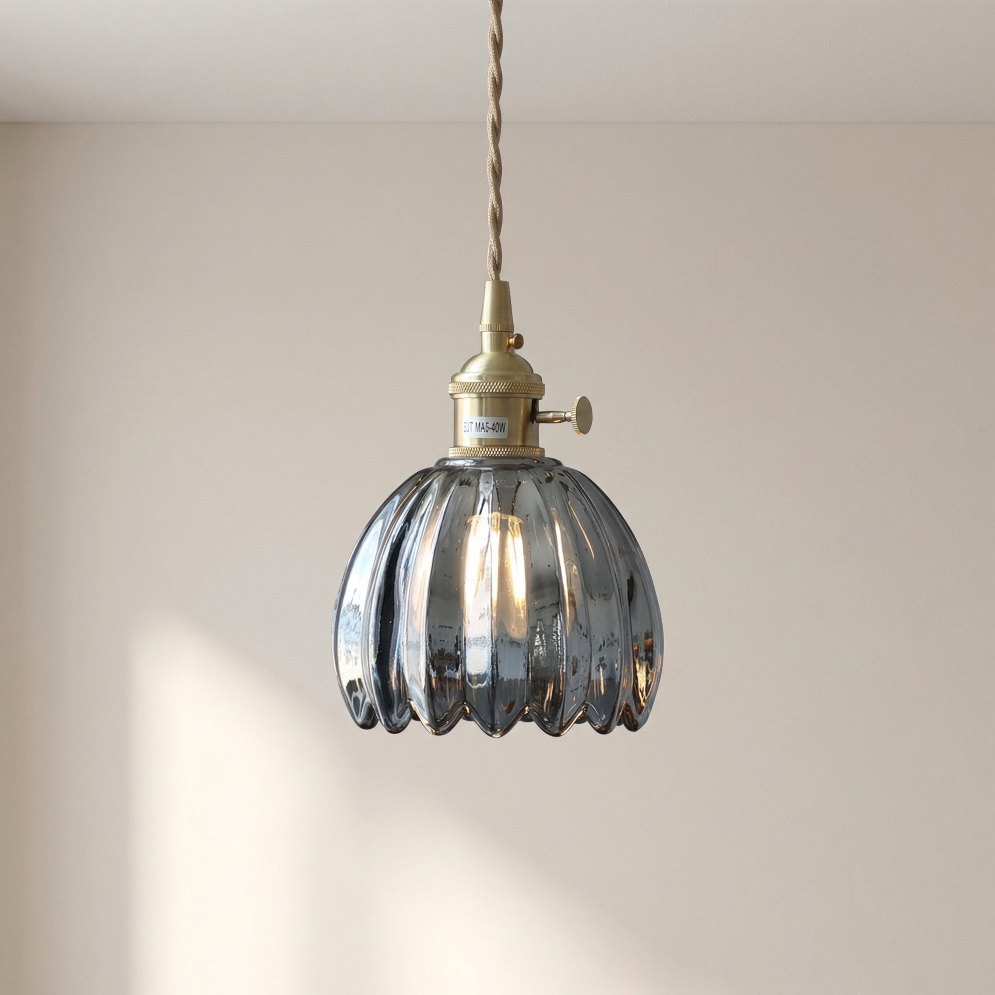 Suspension japonaise en verre