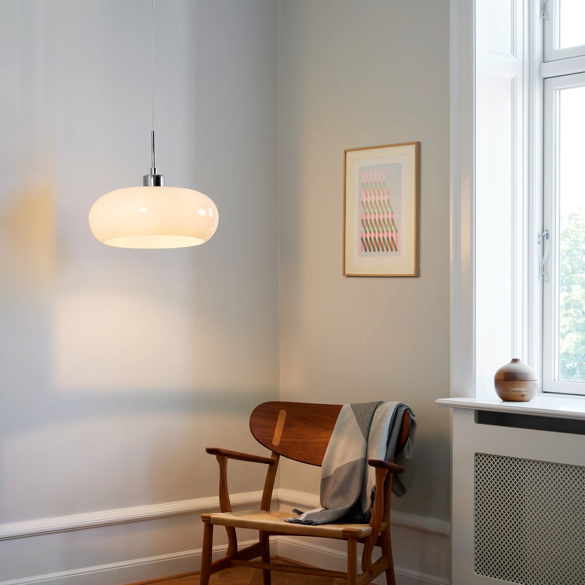 Bauhaus style Suspension