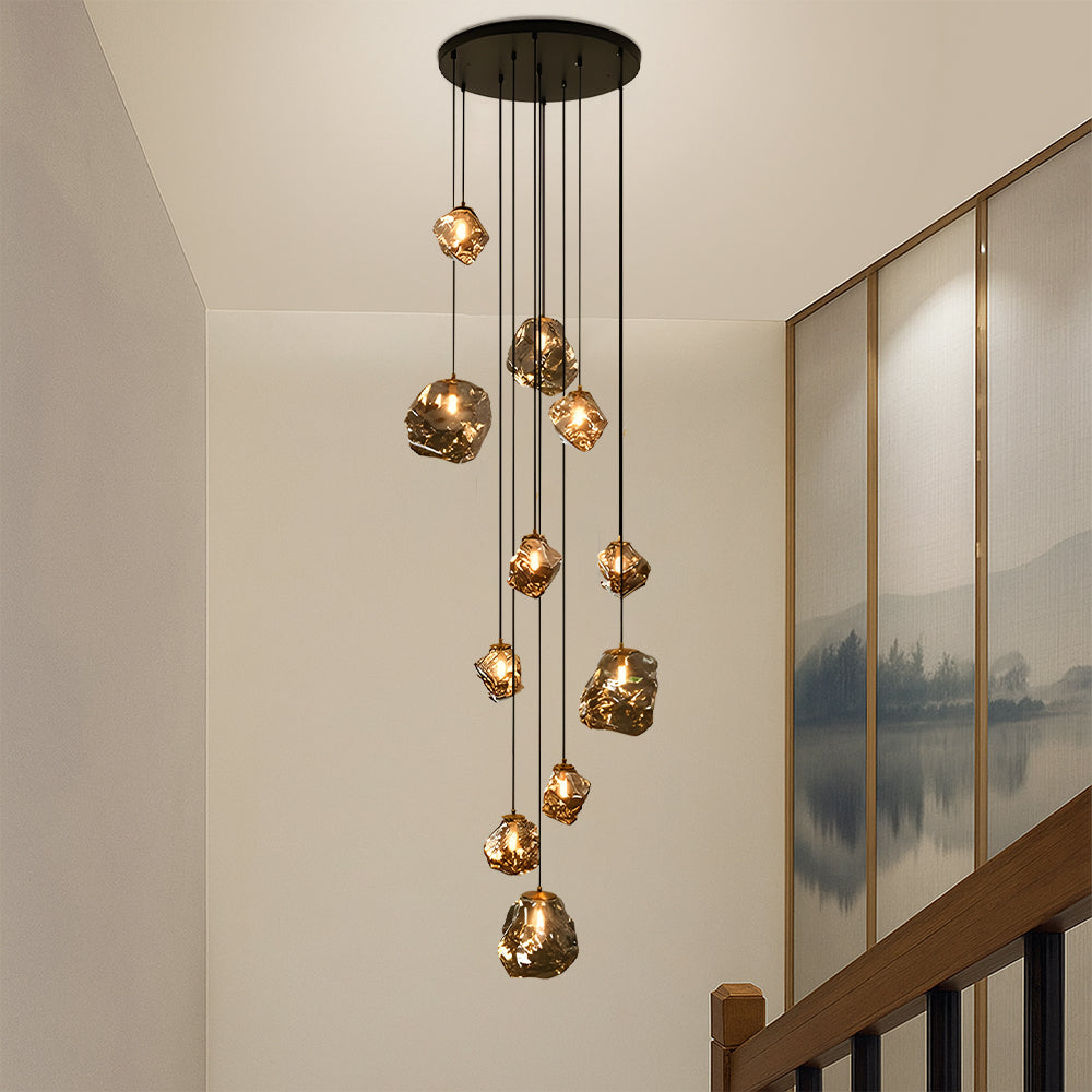 Lustre d’escalier nordique pour villa