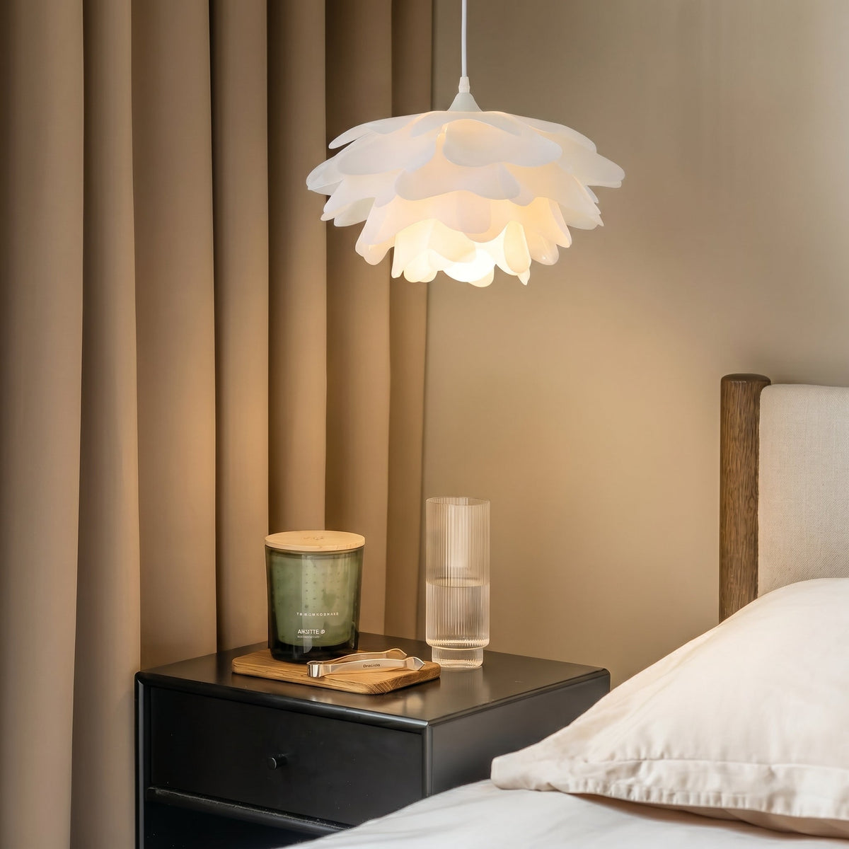 Suspension Pivoine en terre cuite