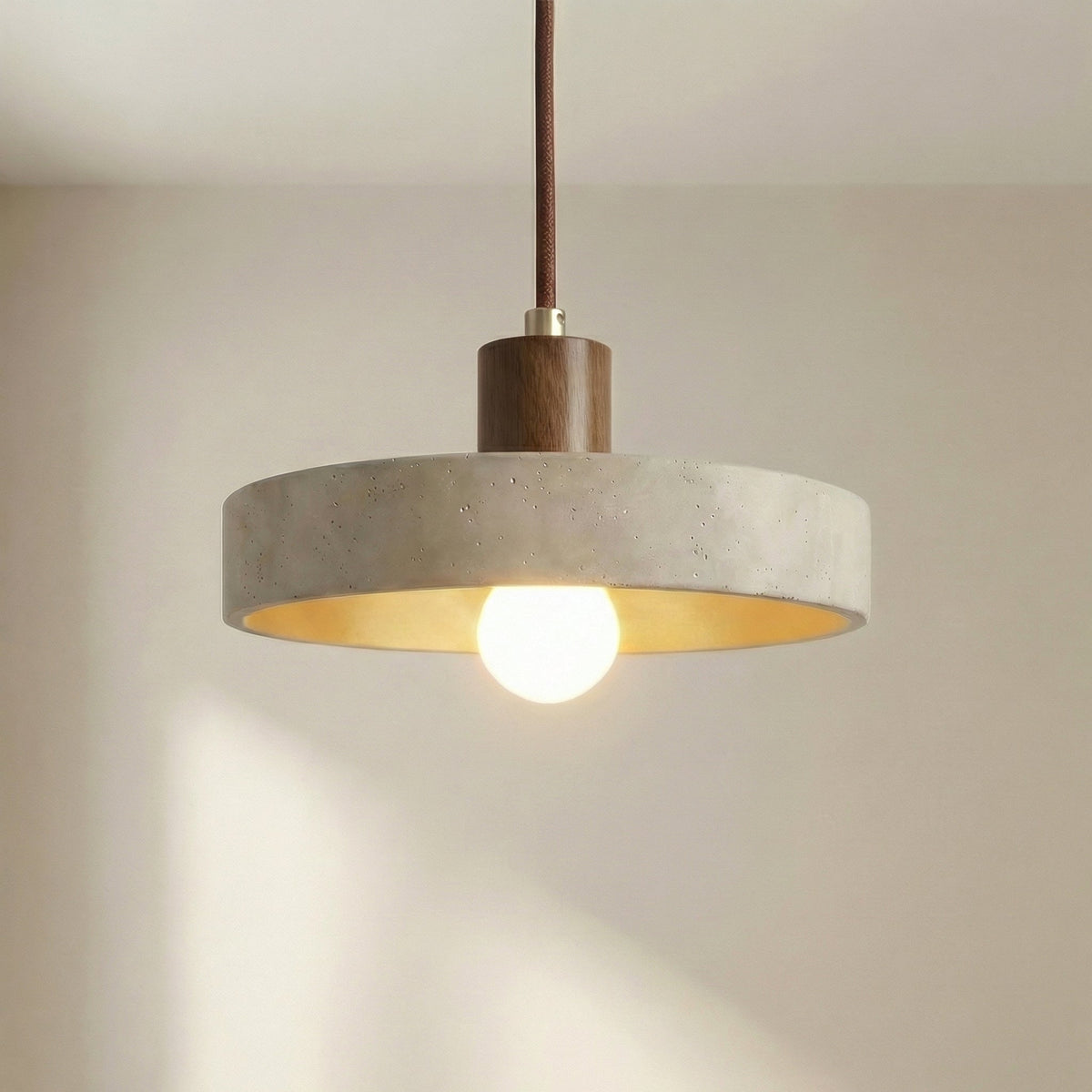 Suspension Bauhaus en travertin